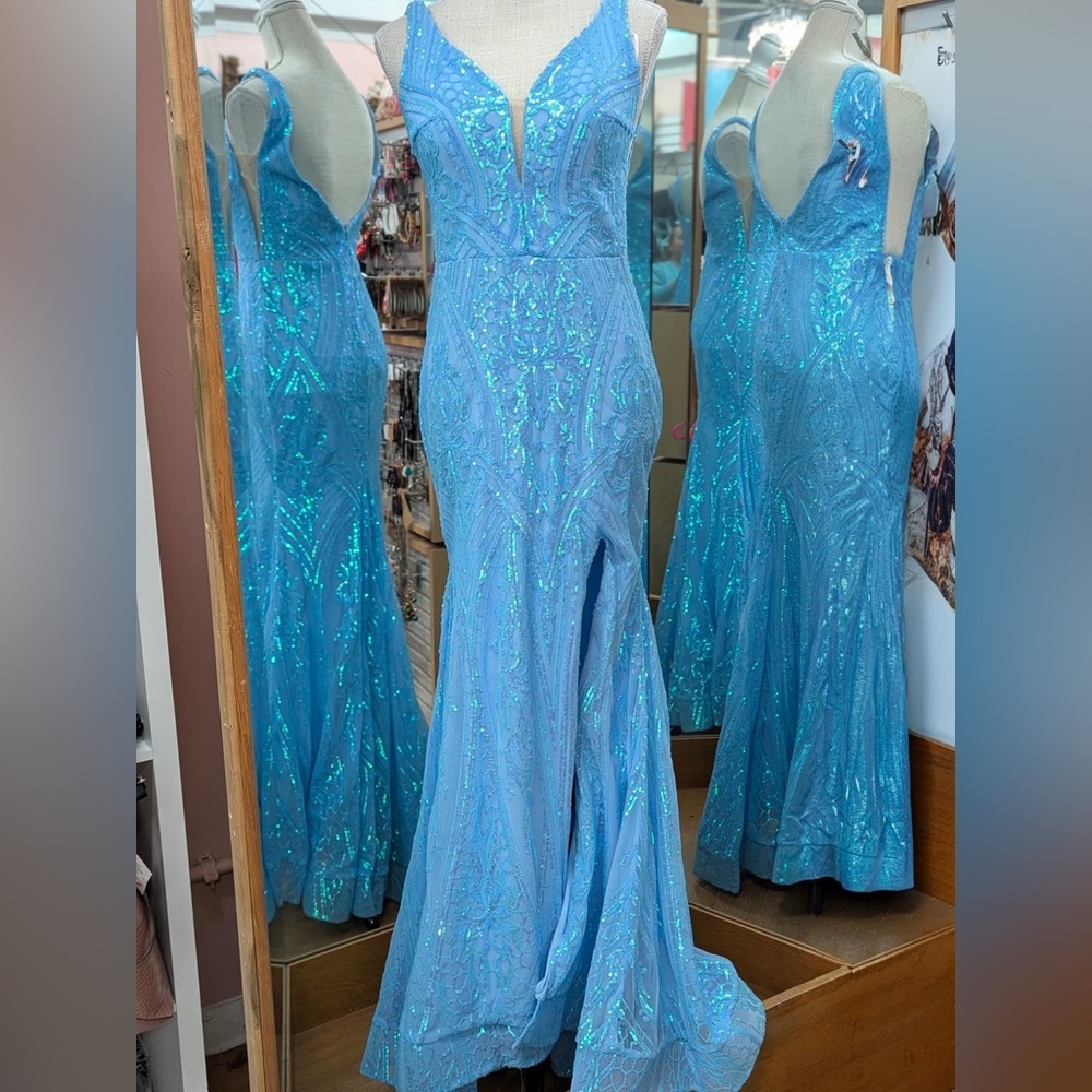 2Cute by J Michaels 20118 Blue Sequin Mermaid Prom Dress Plunge Neck Gown Size 8 - Picture 3 of 8